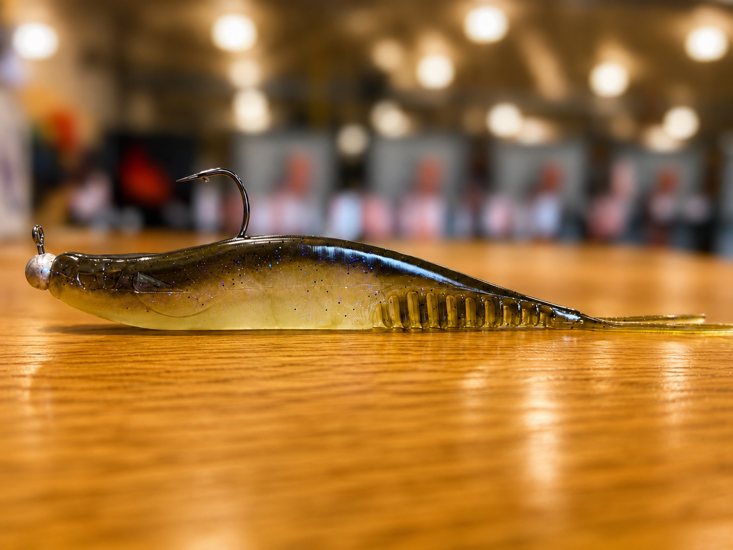 Megladon 7”